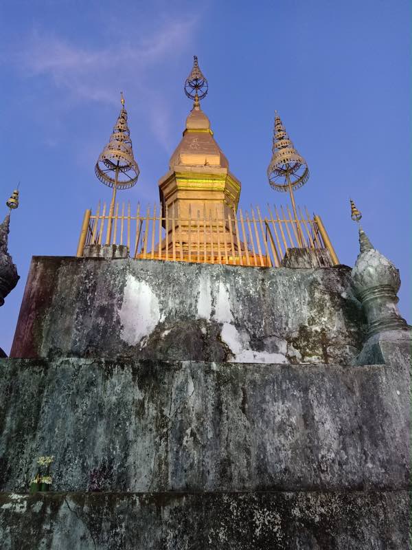 laos-luang-prabang-Dec-2019-71