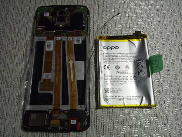 the-display-of-the-smartphone-oppo-f11-broke-so-i-replaced-it-myself_11