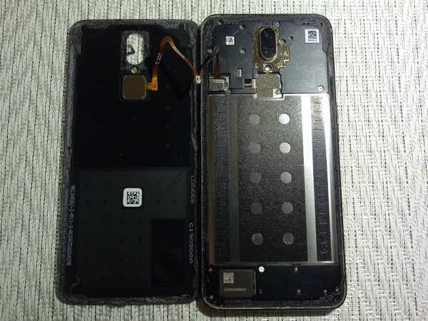 the-display-of-the-smartphone-oppo-f11-broke-so-i-replaced-it-myself_7